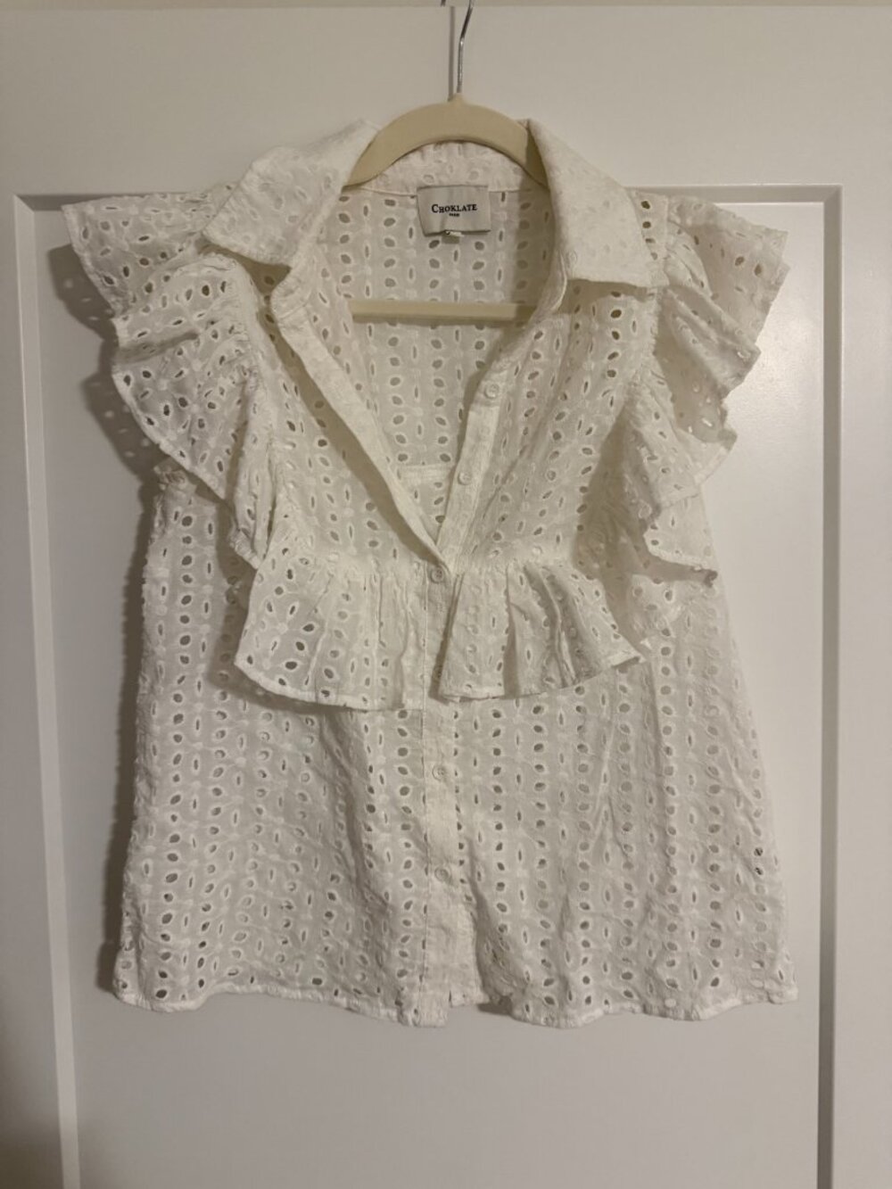 Choklate Paris White Eyelet Ruffle Sleeve Blouse Size S